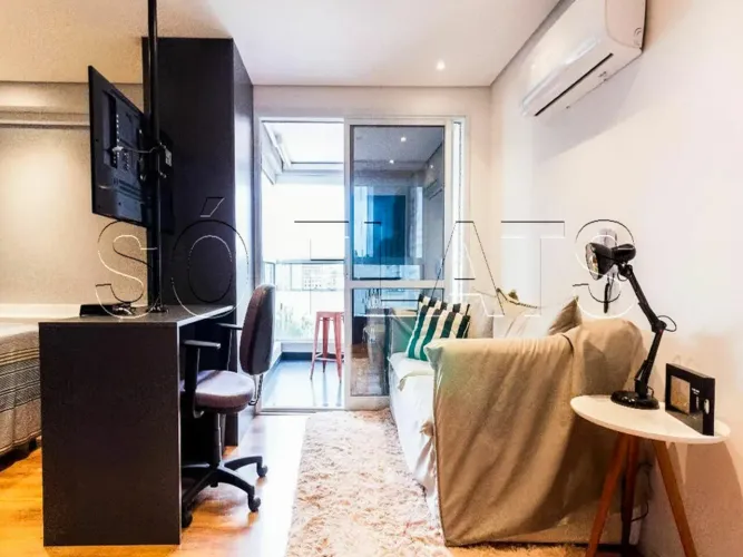 Studio 30m² com varanda e vaga na Vila Madalena | Rua Fradique Coutinho