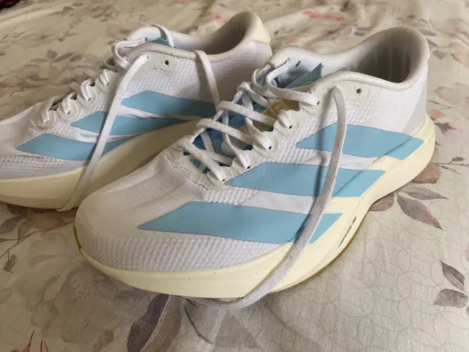 > Tênis Adidas Adizero Evo SL - Branco/Azul - Tam. 38 BR (US 7) - Quase Novo!