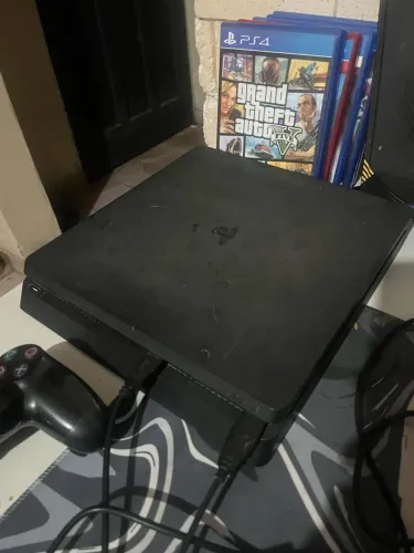 Ps4 slim