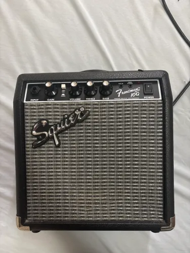 Amplificador Squier frontman 10G