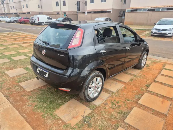 Fiat Punto Attractive Italia 1.4 F.flex 8V 5P 2014