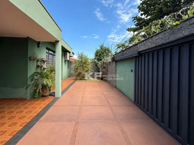 Casa á Venda no bairro Jardim Sumaré - Ribeirão Preto / SP