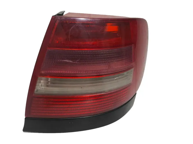 Lanterna Traseira Direita Audi A4 1999 2000 2001 2002 Original C/Moldura Lanterna Audi A4