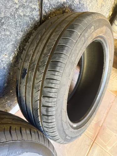 Pneus 215 55 R17
