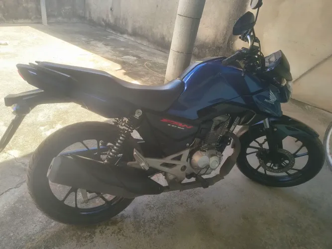 Vende ou troca em uma inferior com volta