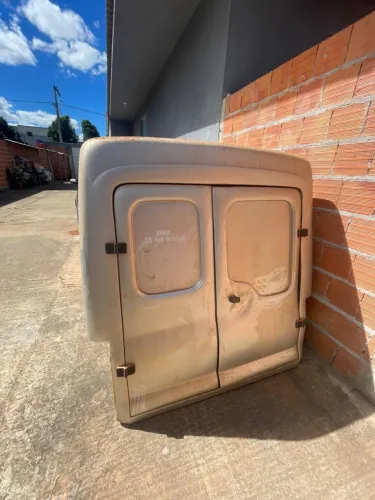 Capota fibra alta Hilux 2006 a 2011 com portas nos fundos
