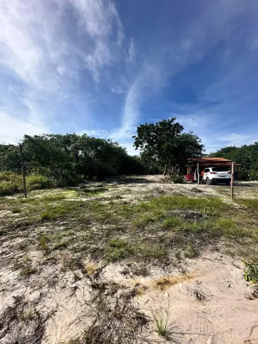 VENDO TERRENO NA PRAIA DE CRISPIM
