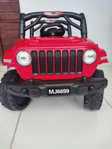 Carinho elétrico semi novo