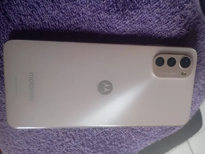 Moto E32