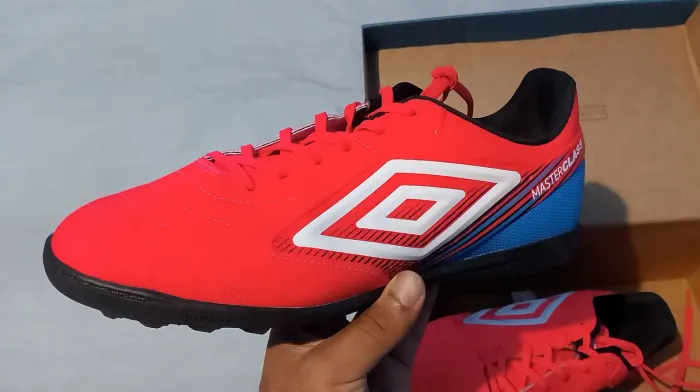 Chuteira Umbro Society Master Class Club Nº 40
