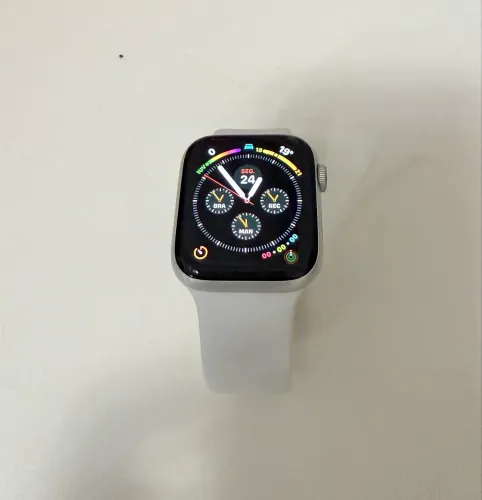 Apple Watch - 44 MM - Impecável