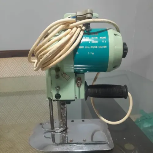 Máquina de Cortar Tecido Star
