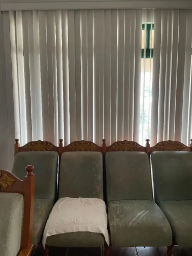 Kit sofá de 4 lugares e 2 poltronas