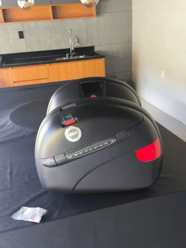 Bauletos Givi E41 Keyless 