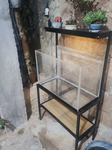 Aquário com estrutura moderna