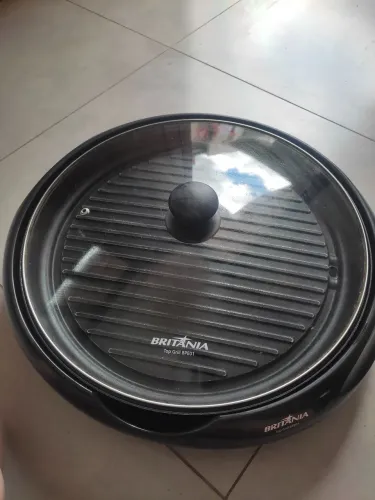 Panela Grill elétrica Britânia