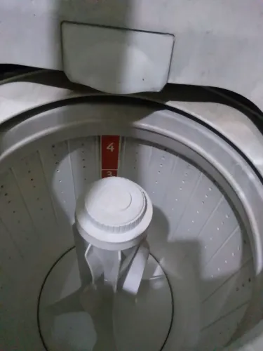 Máquina lavar roupas consul 10 litros com defeito