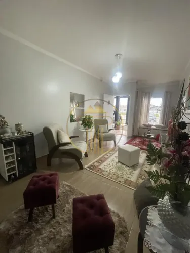 Casa a venda com 02 dormitórios espaço amplo para lazer em Tijucas-SC