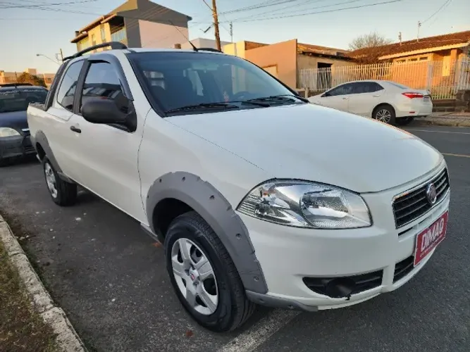 Fiat Strada Working 1.4 MPI Fire Flex 8V CD 2013