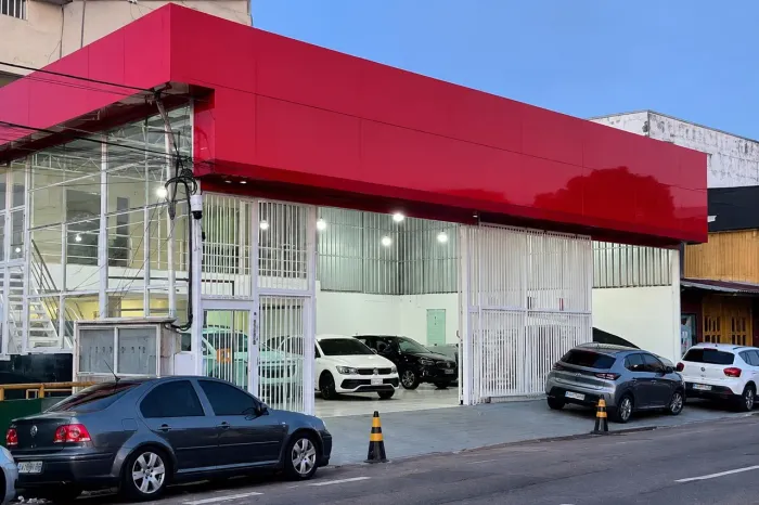 Aluga-se excelente ponto comercial na praça 14