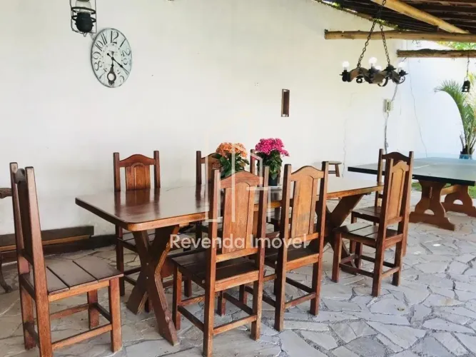 Casa a venda 310m² sendo 4 dormitórios. 04 banheiros e 5 vagas Parque do Terceiro Lago