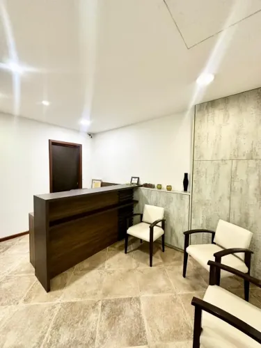 Sala comercial para locação no Centro de Maringá!