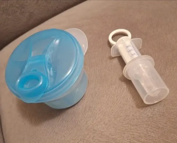 Kit: Pote p/ fórmula + seringa Buba
