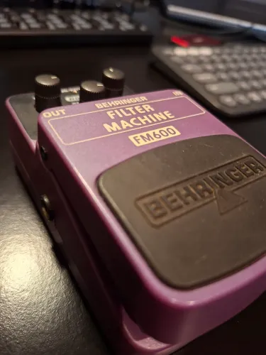 Pedal Behringer Filter Machine FM600 Mutron