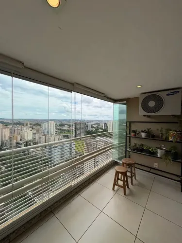 Apartamento de 88m² com 3 dormitórios, sendo 1 suíte, 2 vagas de garagem, localizado Edifí