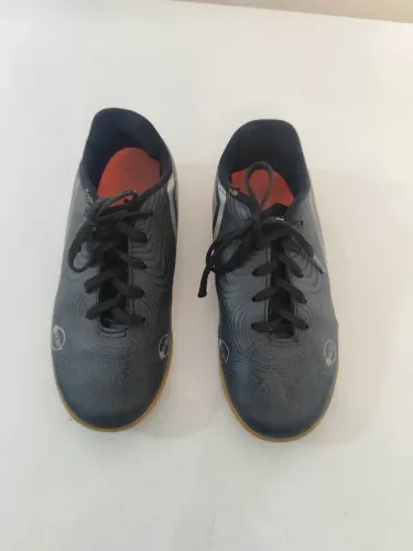 Chuteira futsal 32