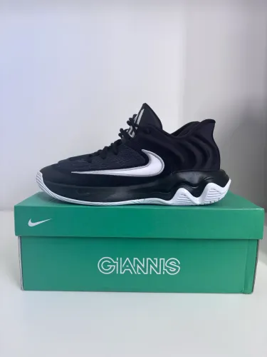 Nike Giannis Immortality 4 Basquete/Vôlei