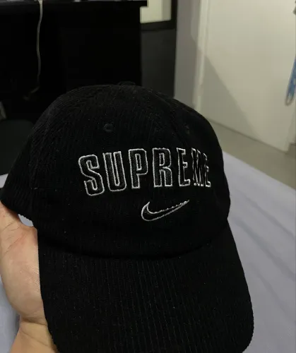 BONÉ SUPREME