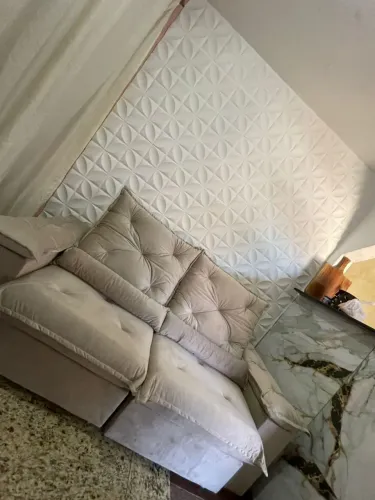Sofá retrátil e reclinável