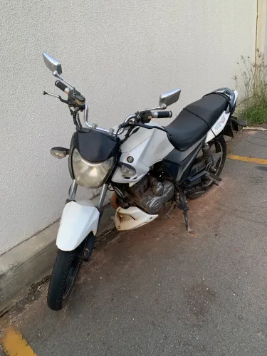 Troco moto por iphone