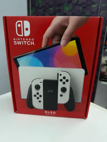 NINTENDO SWITCH OLED 64GB + CARTÃO LEXAR 512GB + CASE + CAIXA COMPLETO