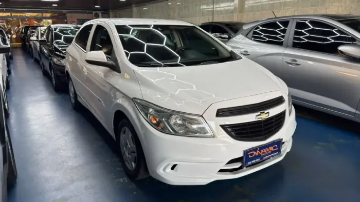 Chevrolet Onix JOY Hatch 1.0 8V Flex Mec. 4P 2018