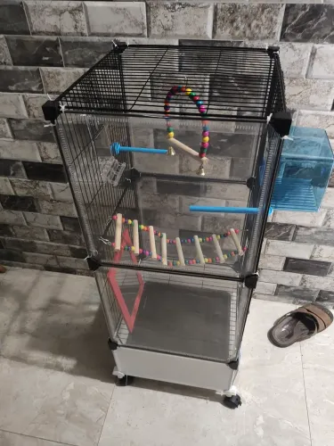 VENDE-SE GAIOLA PARA CALOPSITA.