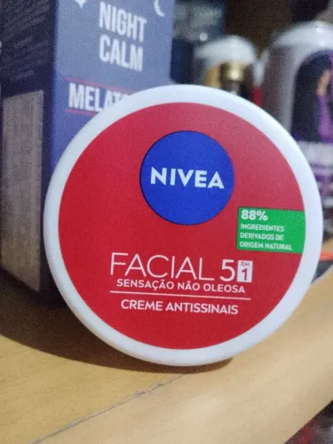 Creme Antissinais Facial 5 em 1-  NIVEA