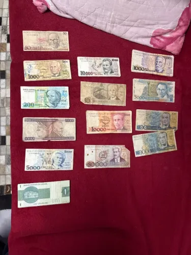 Conjunto de cédulas antigas diversas - AVALIO PROPOSTAS