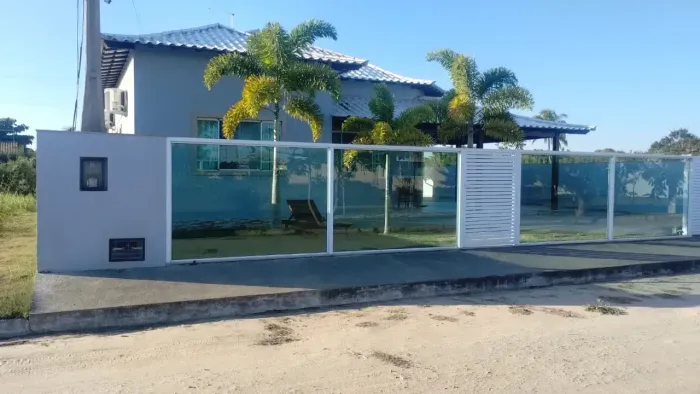 PRAIA SECA!!! FINÍSSIMO IMÓVEL PORTEIRA FECHADA !!!!