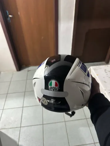 Agv blade muito bem cuidado tamanho,56