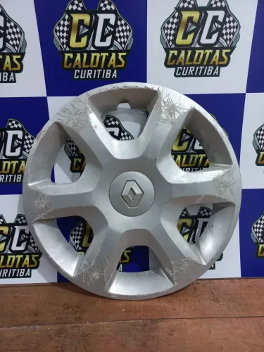Calota Renault Logan aro 15 original usada por R$30,00. Disk entrega 