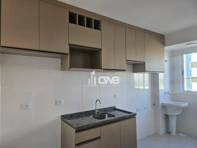 Apartamento com 2 dormitórios para alugar, 52 m² por R$ 2.225,00/mês - Santa Felicidade -
