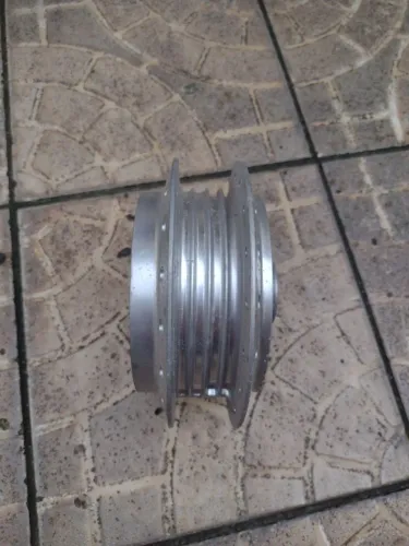 Cubo traseiro da Fan 160 2016