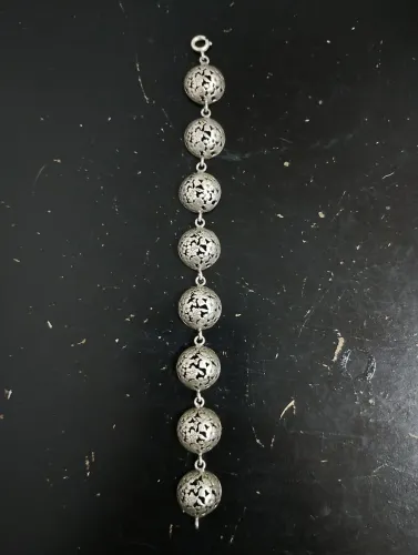 Pulseira Prata esferas vazadas