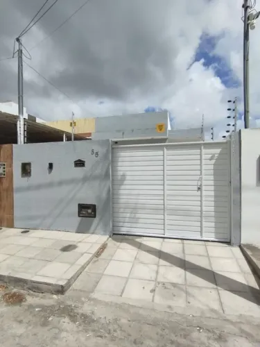 Casa com 3 dormitórios para alugar por R$ 1.500,00/mês - Novo Geisel - João Pessoa/PB