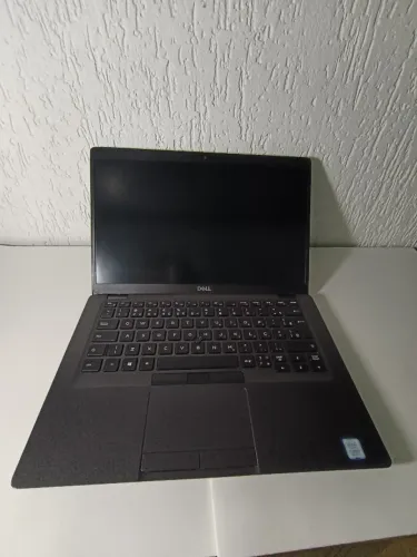 Notebook Dell Latitude 5401 Intel Core I5 9 Geração 8Gb de Ram NVME de 256