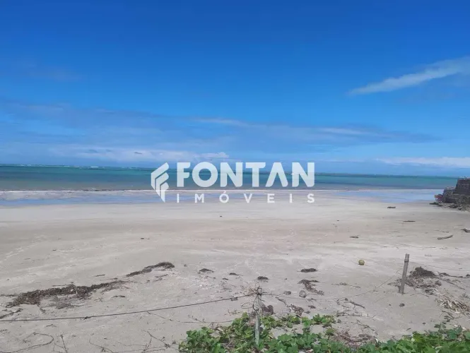 OPORTUNIDADE: Lote de 450 m² na Rua Principal de Condomínio Fechado | Próximo à Praia