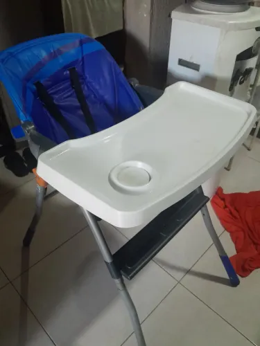 Cadeira de alimentação 