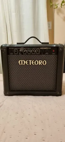 Amplificador Meteoro Nitrus Drive usado